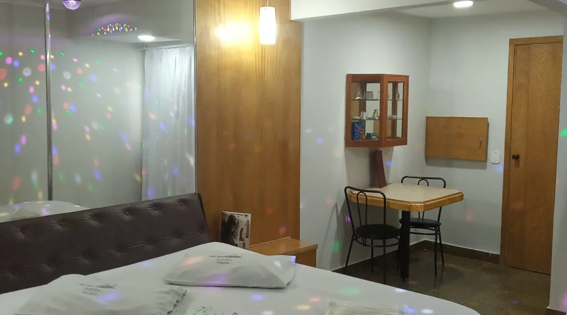 suite-private-101
